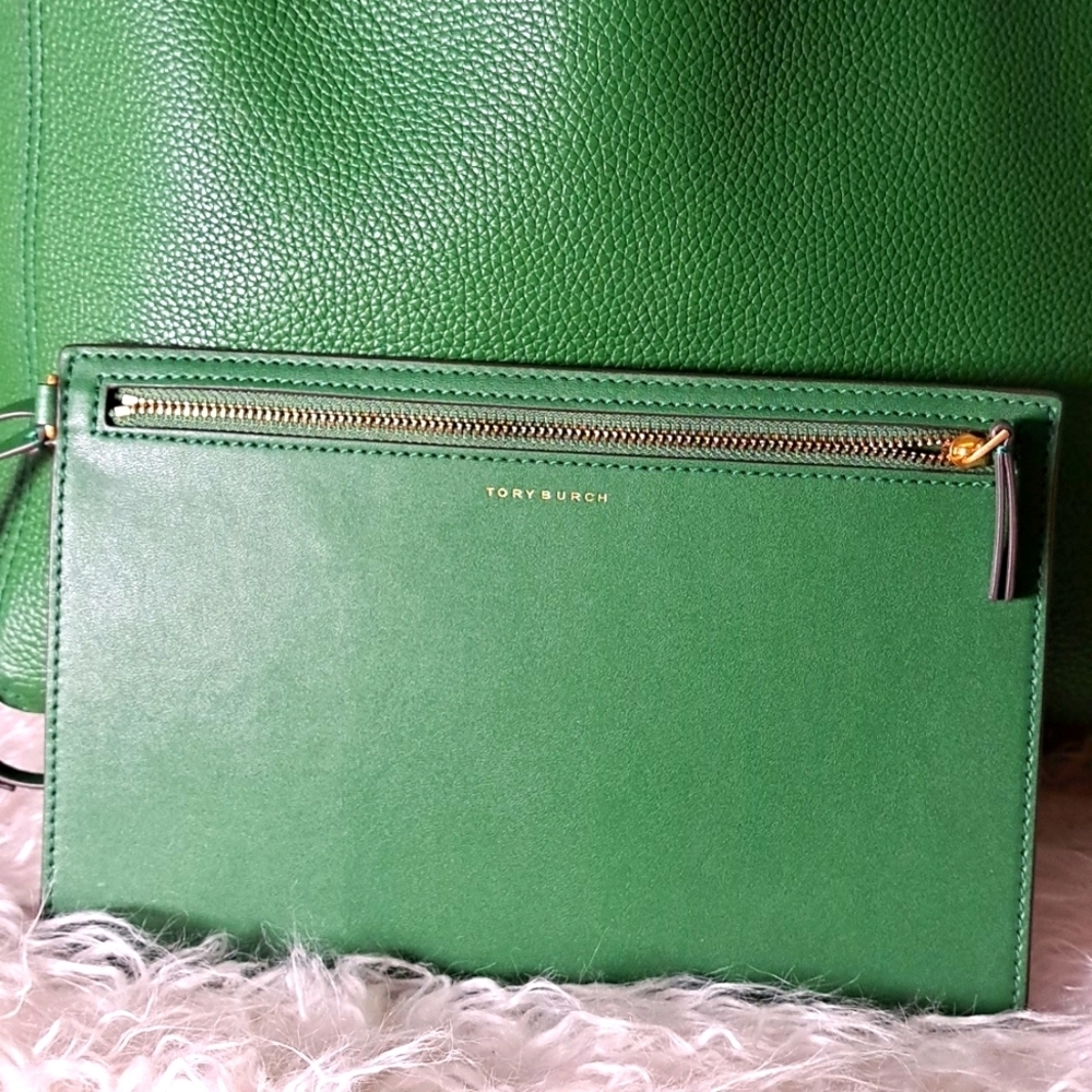 Tory Burch Blake Tote Bag Like New - Picture 9 of 17